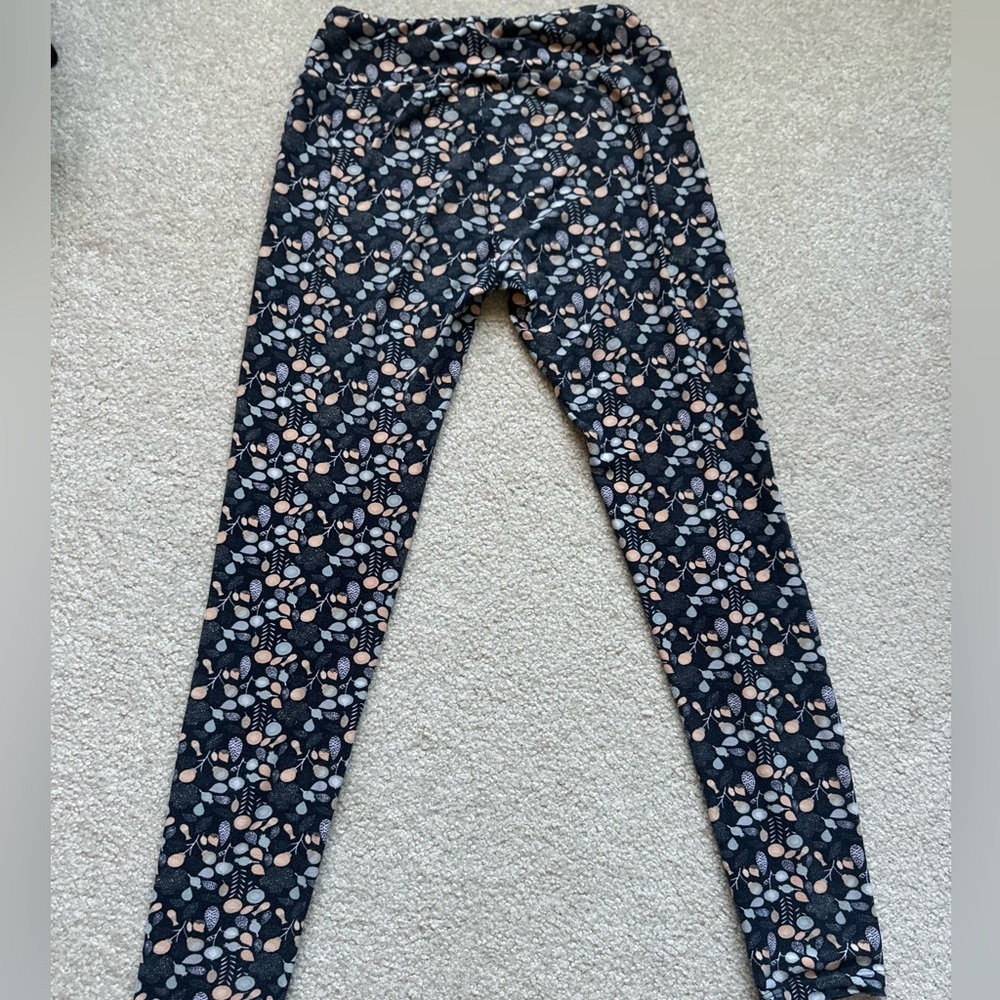LuLaRoe One Size Floral Print Leggings – Soft Stretchy 🧈 soft!
